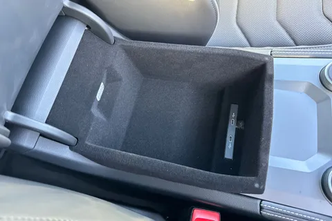 Volkswagen Touareg 3.0 TDI V6 Black Edition Tiptronic 4Motion Euro 6 (s/s) 5dr Thumbnail #50