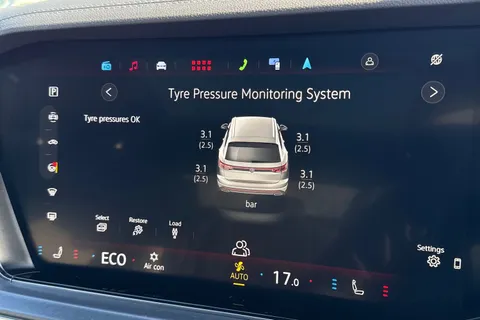 Volkswagen Touareg 3.0 TDI V6 Black Edition Tiptronic 4Motion Euro 6 (s/s) 5dr Thumbnail #59