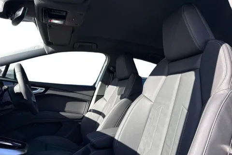 10 of 46 for Audi Q4 e-tron 55 Sport Sportback Auto quattro 5dr 82kWh