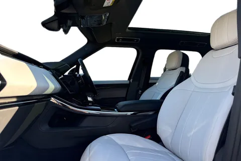  Land Rover Range Rover Sport 3.0 D300 MHEV Dynamic SE Auto 4WD Euro 6 (s/s) 5dr Thumbnail #4