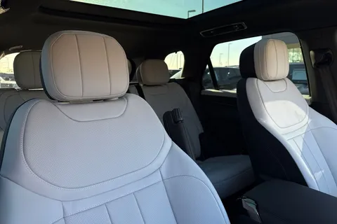  Land Rover Range Rover Sport 3.0 D300 MHEV Dynamic SE Auto 4WD Euro 6 (s/s) 5dr Thumbnail #11