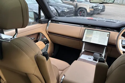  Land Rover Range Rover 3.0 P400 MHEV HSE SUV 5dr Petrol Auto 4WD Euro 6 (s/s) (LWB, 7Seat) (400 ps) Thumbnail #31