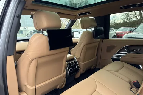  Land Rover Range Rover 3.0 P400 MHEV HSE SUV 5dr Petrol Auto 4WD Euro 6 (s/s) (LWB, 7Seat) (400 ps) Thumbnail #39