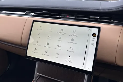  Land Rover Range Rover 3.0 P400 MHEV HSE SUV 5dr Petrol Auto 4WD Euro 6 (s/s) (LWB, 7Seat) (400 ps) Thumbnail #43