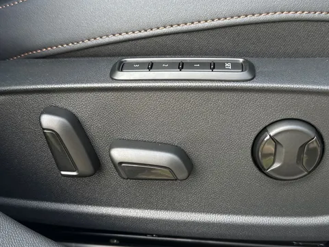 CUPRA Leon 2.0 TSI VZ2 DSG Euro 6 (s/s) 5dr Thumbnail #35