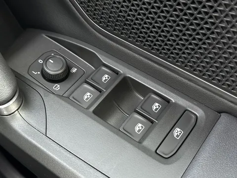 CUPRA Leon 2.0 TSI VZ2 DSG Euro 6 (s/s) 5dr Thumbnail #40