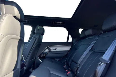 Land Rover Range Rover Sport 3.0 D300 MHEV Dynamic SE Auto 4WD Euro 6 (s/s) 5dr Thumbnail #5