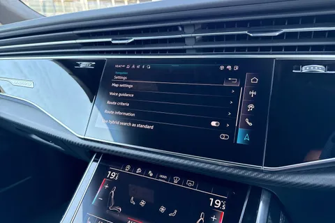  Audi SQ8 4.0 TFSI V8 Vorsprung Tiptronic quattro Euro 6 (s/s) 5dr Thumbnail #45