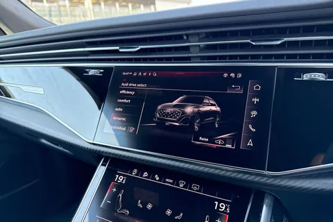  Audi SQ8 4.0 TFSI V8 Vorsprung Tiptronic quattro Euro 6 (s/s) 5dr Thumbnail #48