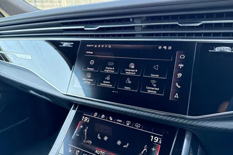  Audi SQ8 4.0 TFSI V8 Vorsprung Tiptronic quattro Euro 6 (s/s) 5dr Thumbnail #52