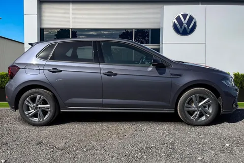 DA75KPP Volkswagen Polo 1.0 TSI 115 R-Line 5dr DSG | Pre Reg | limited Stock Availability Thumbnail #4