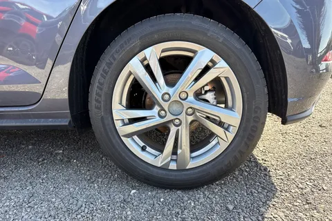 DA75KPP Volkswagen Polo 1.0 TSI 115 R-Line 5dr DSG | Pre Reg | limited Stock Availability Thumbnail #11