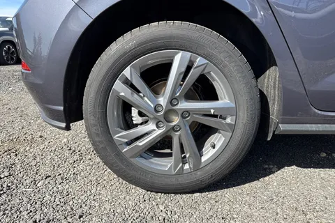 DA75KPP Volkswagen Polo 1.0 TSI 115 R-Line 5dr DSG | Pre Reg | limited Stock Availability Thumbnail #12