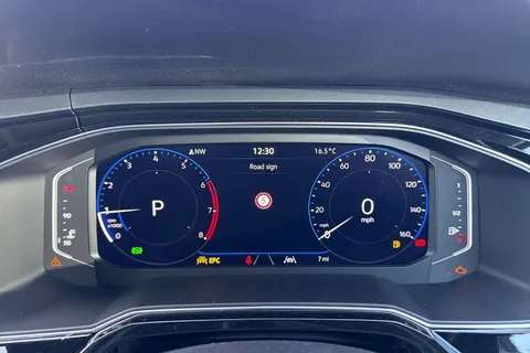 DA75KPP Volkswagen Polo 1.0 TSI 115 R-Line 5dr DSG | Pre Reg | limited Stock Availability Thumbnail #31