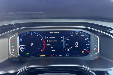 DA75KPP Volkswagen Polo 1.0 TSI 115 R-Line 5dr DSG | Pre Reg | limited Stock Availability Thumbnail #32