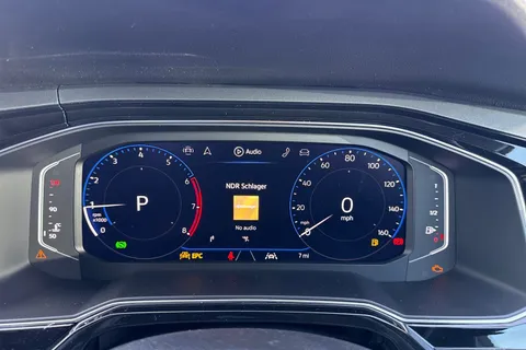 DA75KPP Volkswagen Polo 1.0 TSI 115 R-Line 5dr DSG | Pre Reg | limited Stock Availability Thumbnail #36