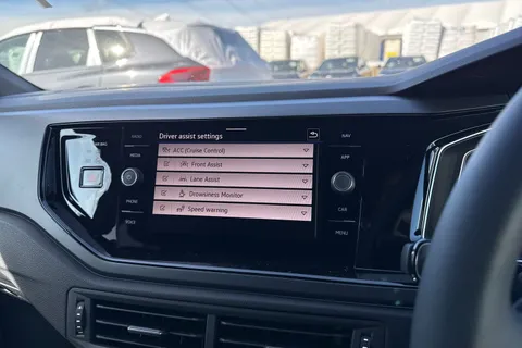 DA75KPP Volkswagen Polo 1.0 TSI 115 R-Line 5dr DSG | Pre Reg | limited Stock Availability Thumbnail #45