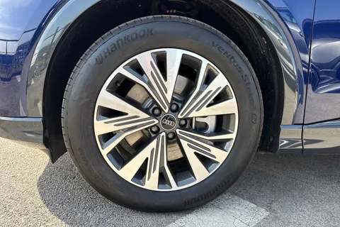  Audi Q4 e-tron 55 Sport Sportback Auto quattro 5dr 82kWh Thumbnail #11