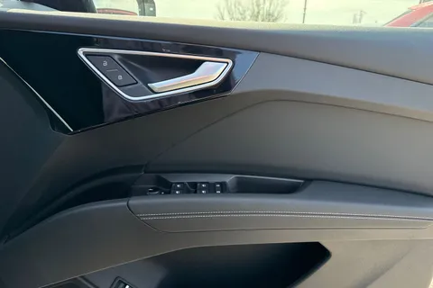  Audi Q4 e-tron 55 Sport Sportback Auto quattro 5dr 82kWh Thumbnail #21