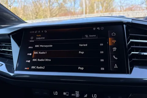  Audi Q4 e-tron 45 S line Sportback 5dr Electric Auto quattro 82kWh (286 ps) Thumbnail #48