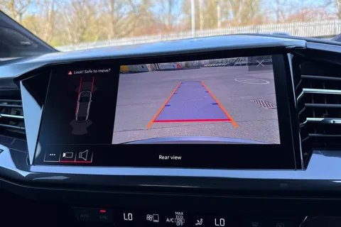  Audi Q4 e-tron 45 S line Sportback 5dr Electric Auto quattro 82kWh (286 ps) Thumbnail #59