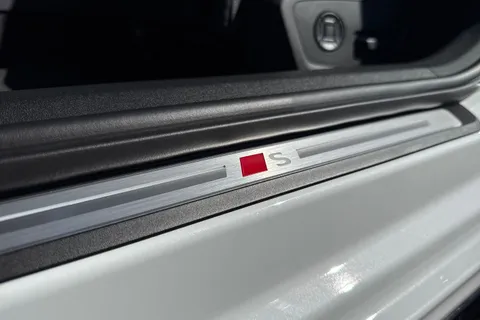 Audi A5 Avant 2.0 TFSI Edition 1 S Tronic Euro 6 (s/s) 5dr Thumbnail #46