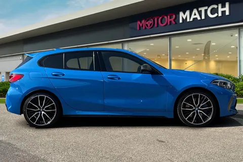 ST20MKV BMW 1 Series 2.0 M135i Auto xDrive Euro 6 (s/s) 5dr Thumbnail #4