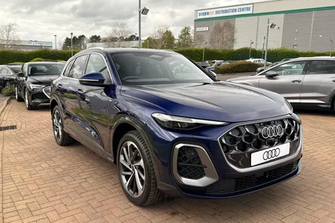  Audi Q5 2.0 TDI S line S Tronic quattro Euro 6 (s/s) 5dr Thumbnail #25