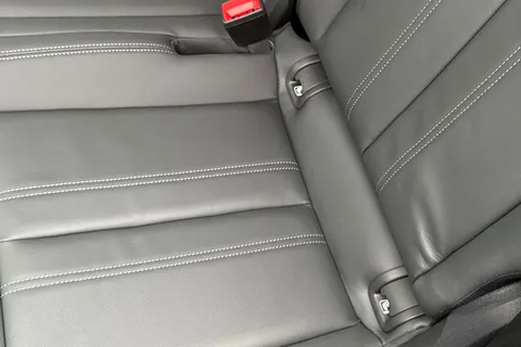  Audi Q5 2.0 TDI S line S Tronic quattro Euro 6 (s/s) 5dr Thumbnail #40