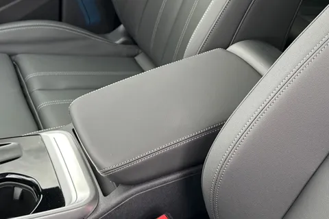  Audi Q5 2.0 TDI S line S Tronic quattro Euro 6 (s/s) 5dr Thumbnail #45