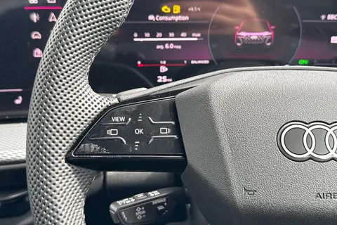  Audi Q5 2.0 TDI S line S Tronic quattro Euro 6 (s/s) 5dr Thumbnail #48