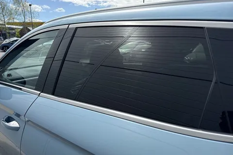  BYD Seal U 1.5 DM-i 26.6kWh Comfort CVT Auto Euro 6 (s/s) 5dr Thumbnail #28