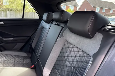 MV75ULC Volkswagen T-Roc 1.5 TSI R-Line 5dr DSG **19' MISANO ALLOYS, REAR CAM** Thumbnail #19