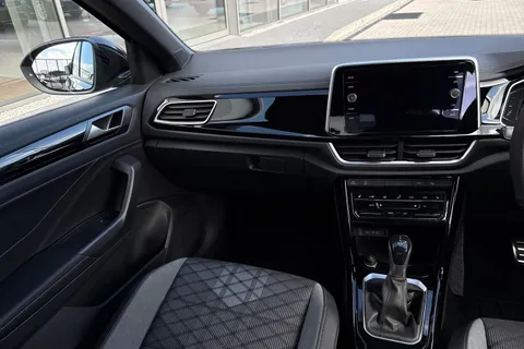 MV75ULC Volkswagen T-Roc 1.5 TSI R-Line 5dr DSG **19' MISANO ALLOYS, REAR CAM** Thumbnail #20