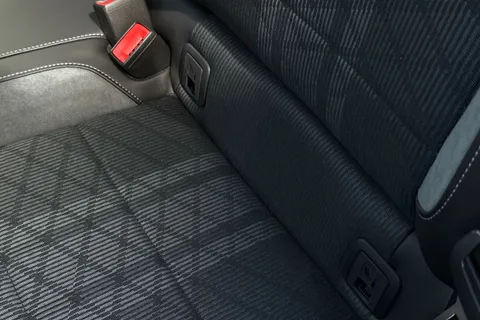 MV75ULC Volkswagen T-Roc 1.5 TSI R-Line 5dr DSG **19' MISANO ALLOYS, REAR CAM** Thumbnail #37