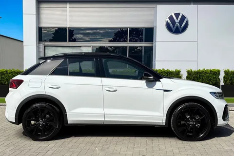  Volkswagen T-Roc 1.5 TSI Black Edition DSG Euro 6 (s/s) 5dr Thumbnail #4