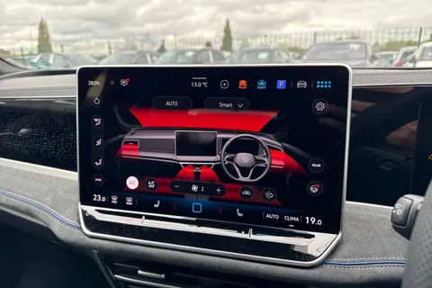  Volkswagen Passat 1.5 eTSI MHEV R-Line DSG Euro 6 (s/s) 5dr Thumbnail #22