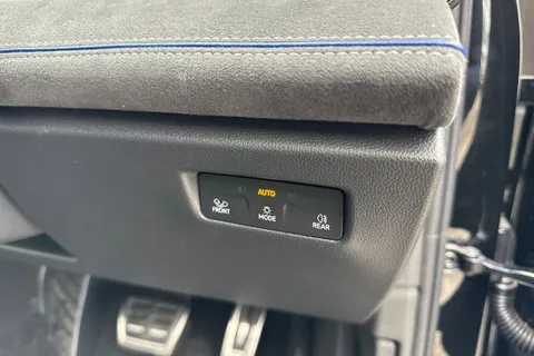  Volkswagen Passat 1.5 eTSI MHEV R-Line DSG Euro 6 (s/s) 5dr Thumbnail #33