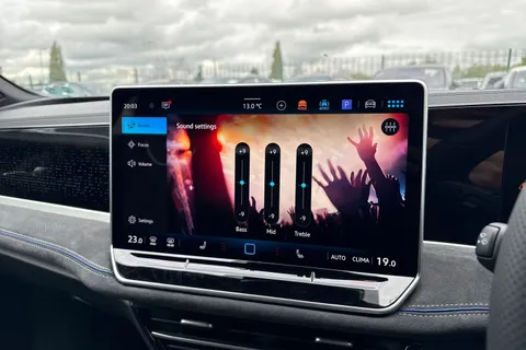  Volkswagen Passat 1.5 eTSI MHEV R-Line DSG Euro 6 (s/s) 5dr Thumbnail #54