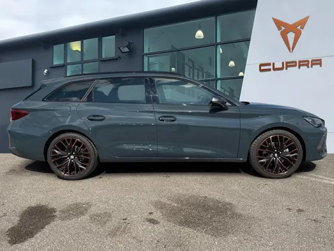 CUPRA Leon 1.5 eTSI EVO V3 DSG Euro 6 (s/s) 5dr Thumbnail #4