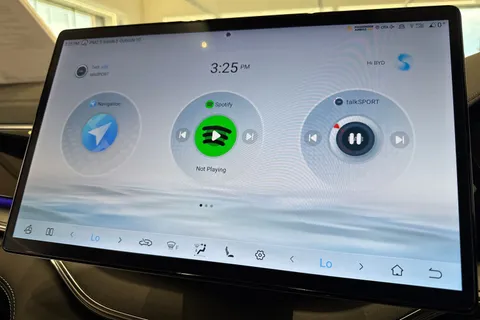  BYD Seal U 1.5 DM-i 18.3kWh Design CVT Auto AWD Euro 6 (s/s) 5dr Thumbnail #12