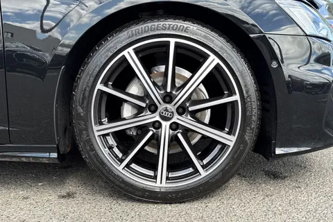 Audi A6 Avant 2.0 TDI 40 Black Edition S Tronic quattro Euro 6 (s/s) 5dr Thumbnail #10