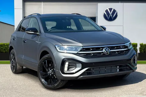  Volkswagen T-Roc 1.5 TSI Black Edition DSG Euro 6 (s/s) 5dr Thumbnail #2