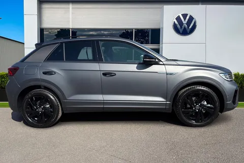  Volkswagen T-Roc 1.5 TSI Black Edition DSG Euro 6 (s/s) 5dr Thumbnail #4