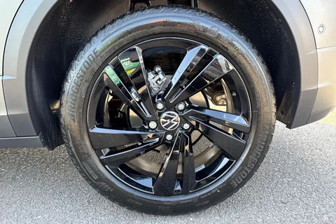  Volkswagen T-Roc 1.5 TSI Black Edition DSG Euro 6 (s/s) 5dr Thumbnail #12