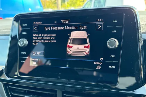  Volkswagen T-Roc 1.5 TSI Black Edition DSG Euro 6 (s/s) 5dr Thumbnail #51