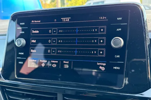  Volkswagen T-Roc 1.5 TSI Black Edition DSG Euro 6 (s/s) 5dr Thumbnail #54