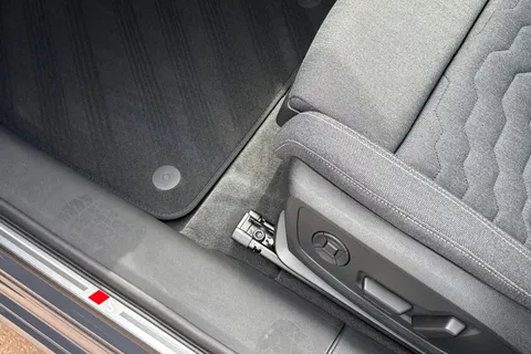  Audi A6 E-Tron Avant 100kWh Edition 1 Auto quattro 5dr Thumbnail #50