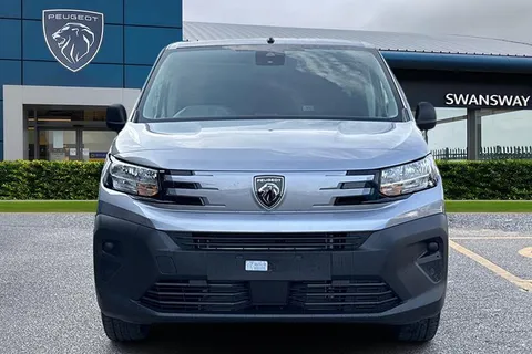 5 of 45 for PEUGEOT Partner 1.5 BlueHDi 1000 Professional Standard Panel Van SWB Euro 6 (s/s) 5dr