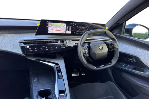 12 of 67 for PEUGEOT E-5008 73kWh GT Auto 5dr